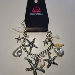 Paparazzi Silver and Cream Starfish Charm Bracelet